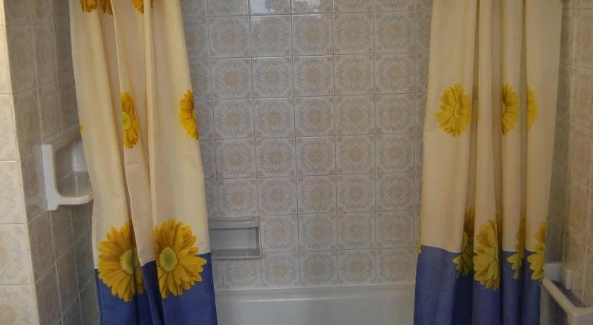 Hostal Avenida by Bossh! Hotels