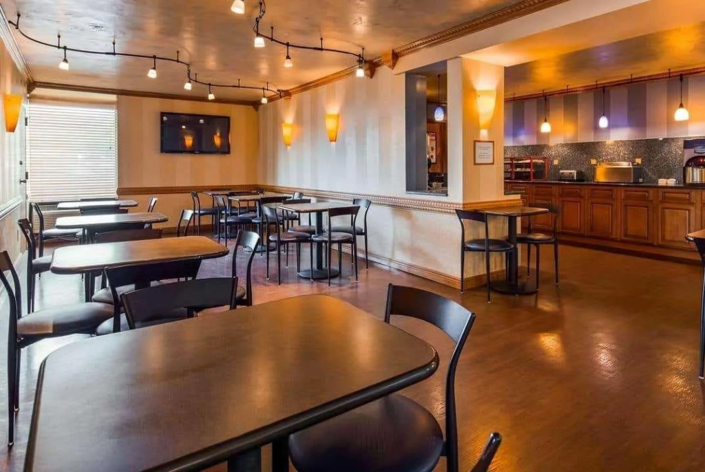 Comfort Inn & Suites Johnson City - Binghamton