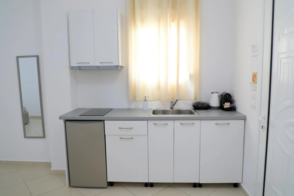 Nefelis Apartment
