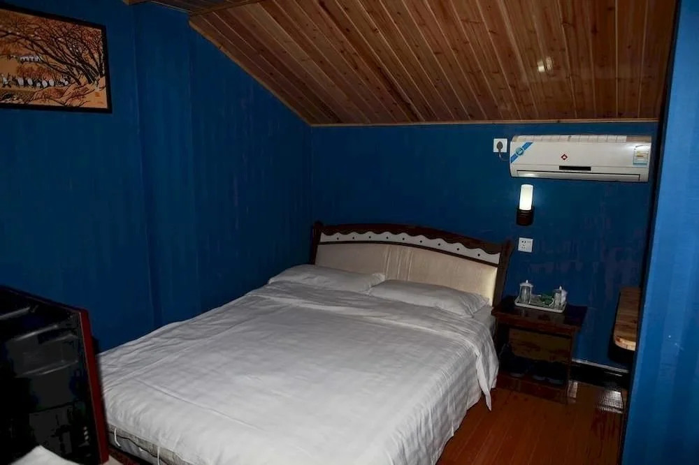 Yanying International Youth Hostel