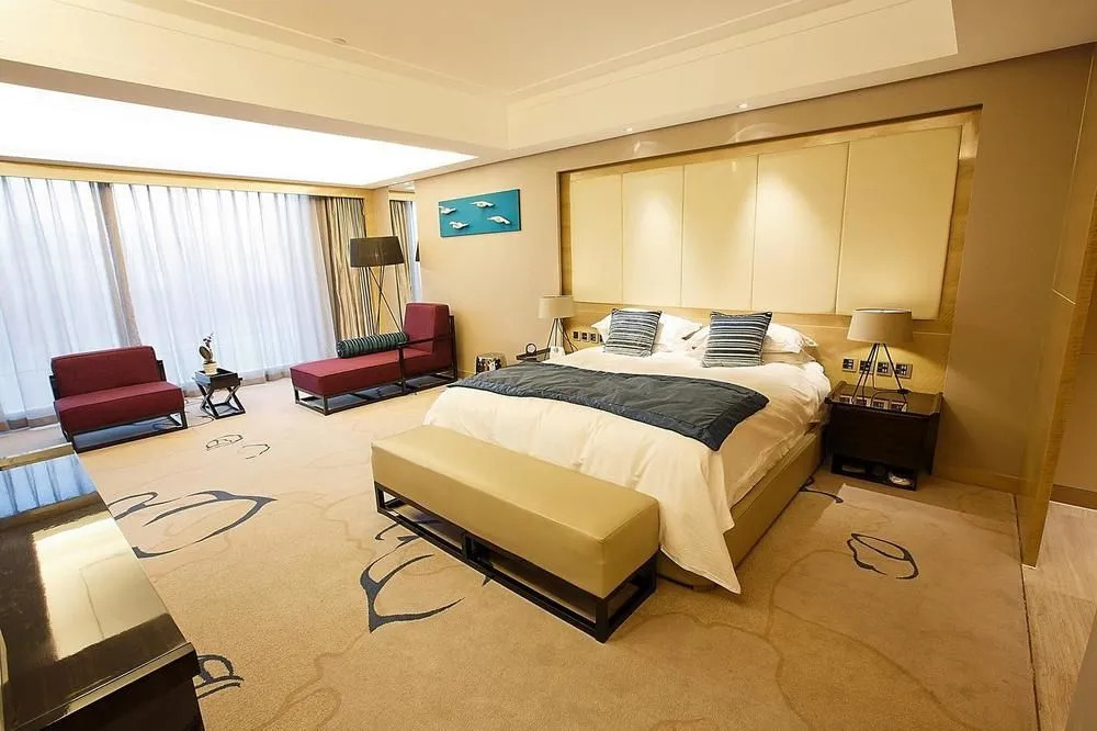 Hongkou Silver Hotel