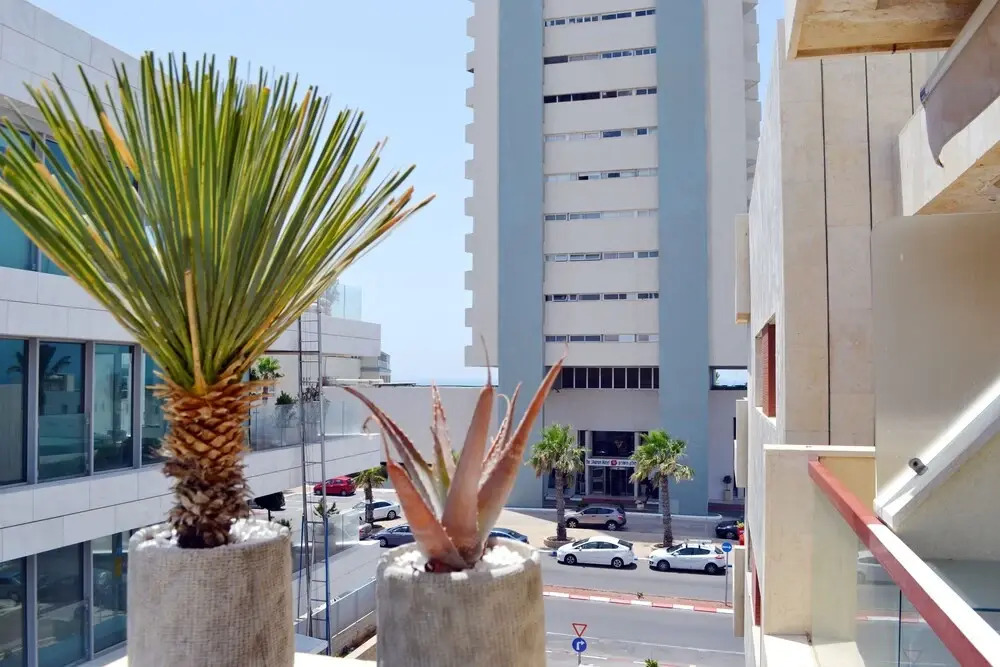 Beautiful Apartment Near Beach H1