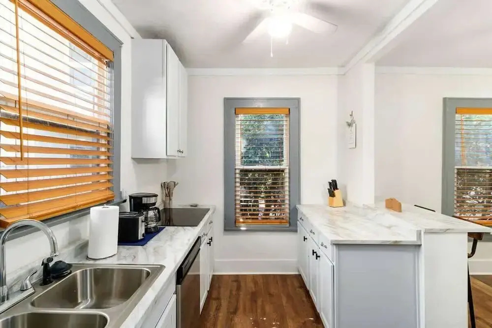 Charming 1-bedroom Home in Lakeland!