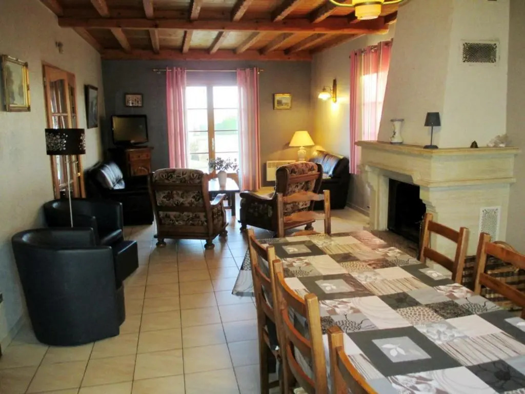 Maison de campagne avec 6 chambres, jardin clos, cheminée, proche de la mer, animaux acceptés - FR-1-376-3