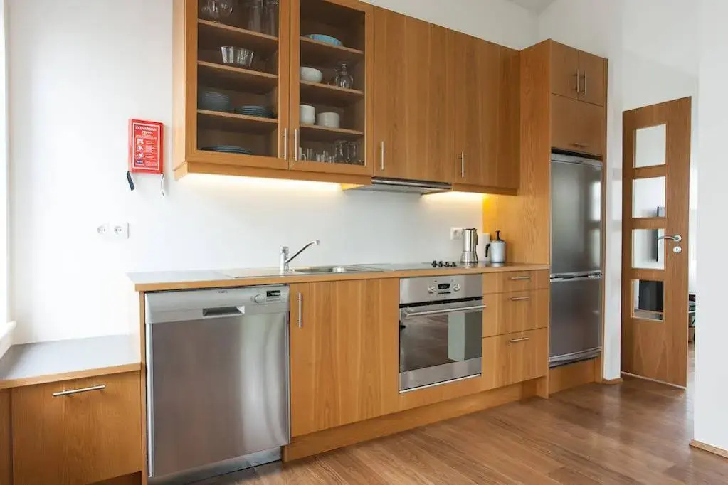 Mengi Apartments