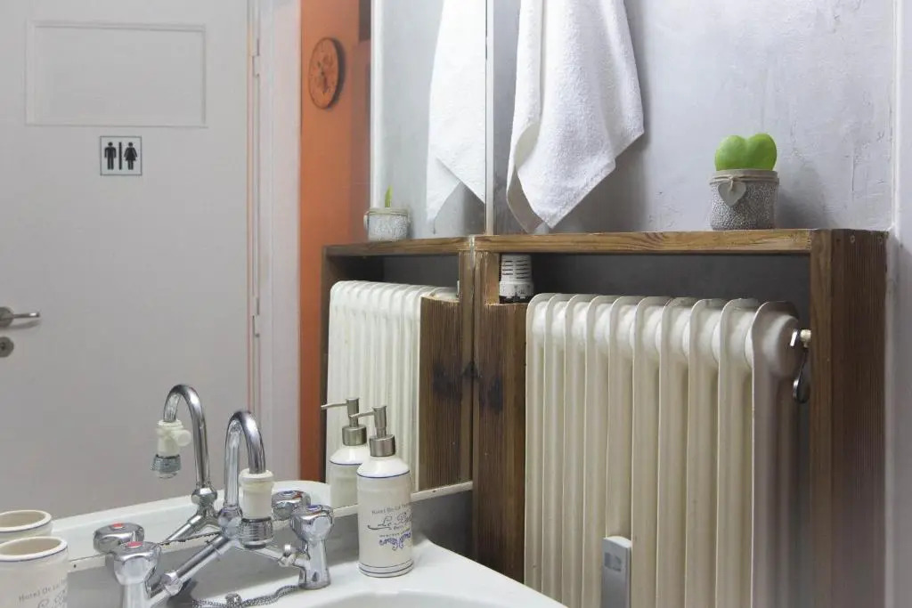 Inspired Townhouse • Bright, Chic & Cozy