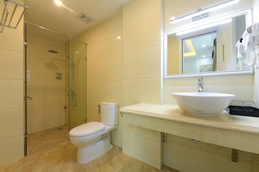 OYO 199 Diamond Hotel