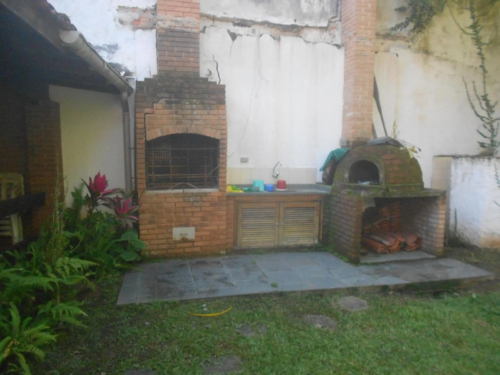 casa 4 dor. martins de sá patrici