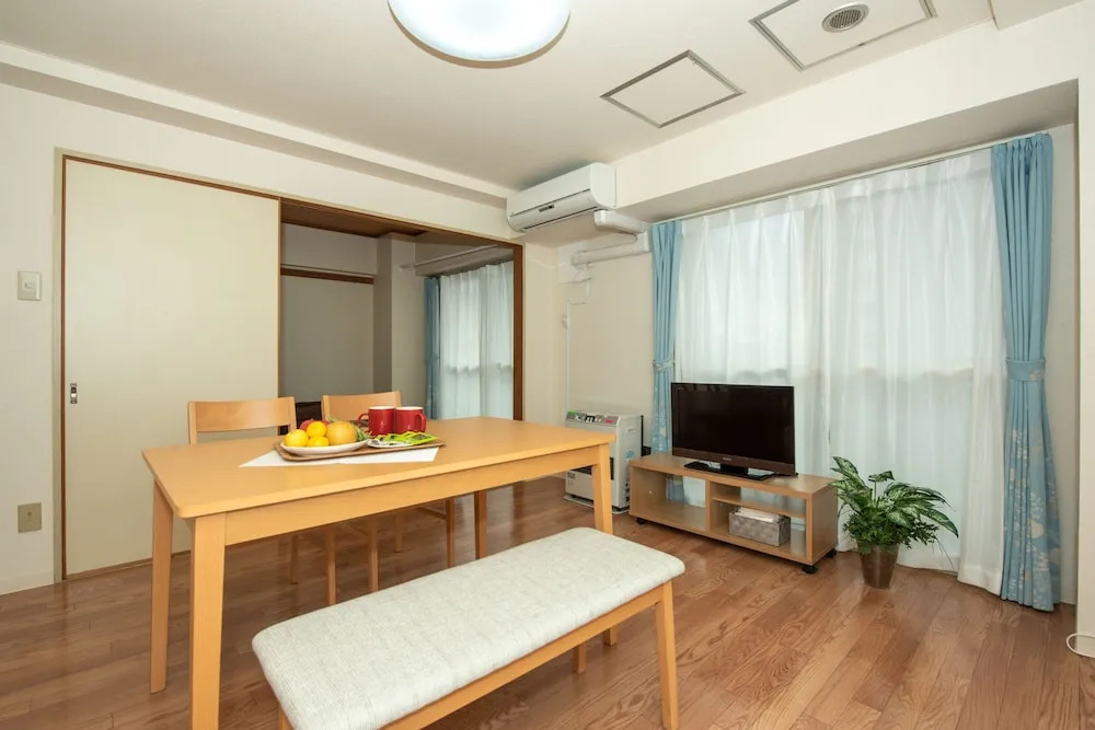 Heights Showa 602