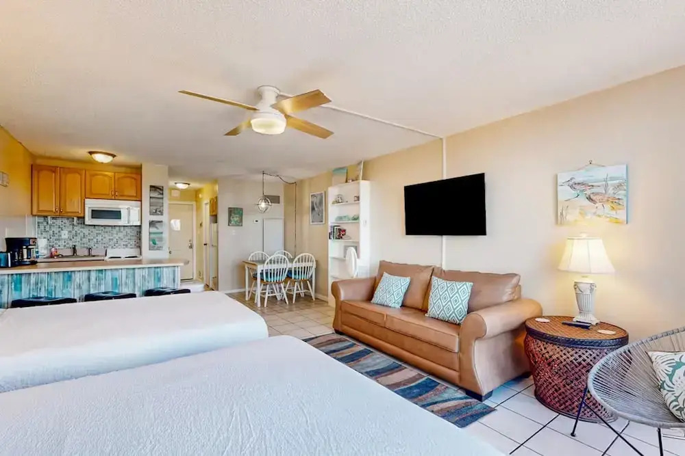 Beach Front Ocean Front Condo Top of the Gulf 516