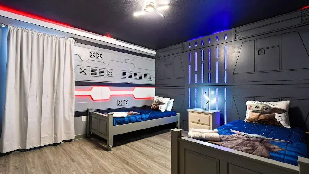 Opulent Villa: Heated Pool, Theater, Game Room