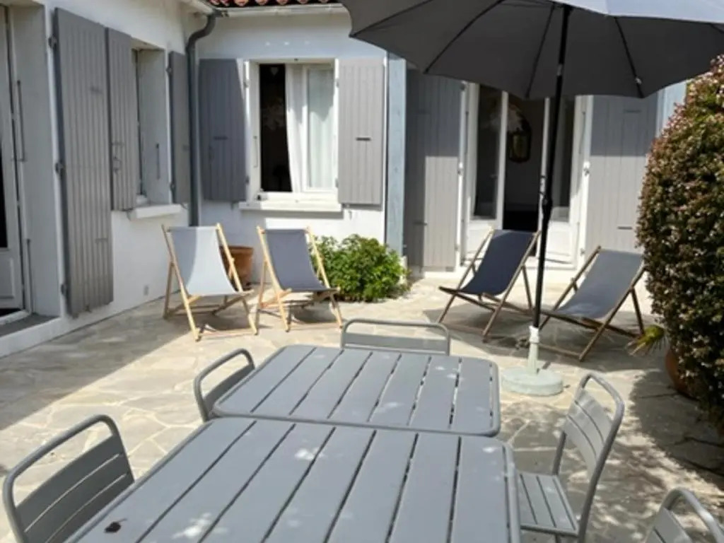 MAISON LA FLOTTE, 4 PIèCES, 6 PERSONNES - FR-1-544-3