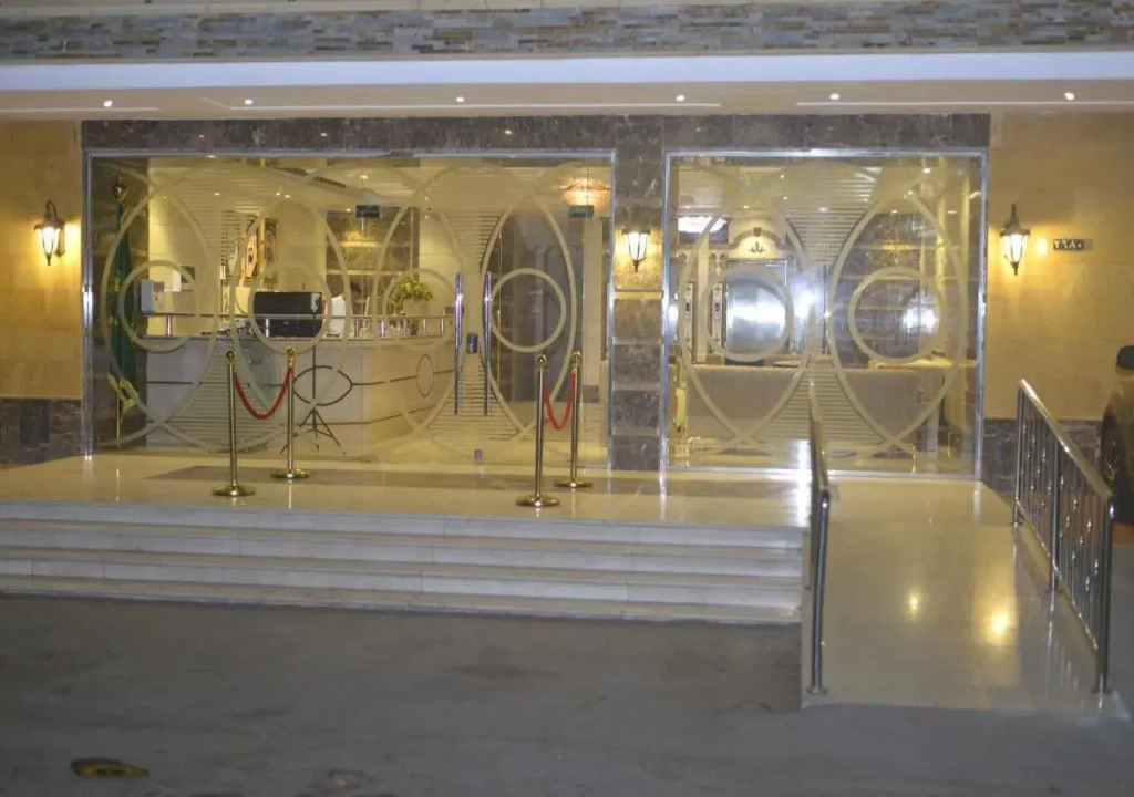 Lavana Furnished Apartments 2