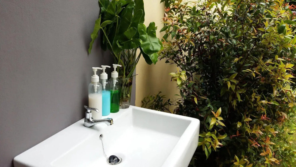 M Hostel Lanta
