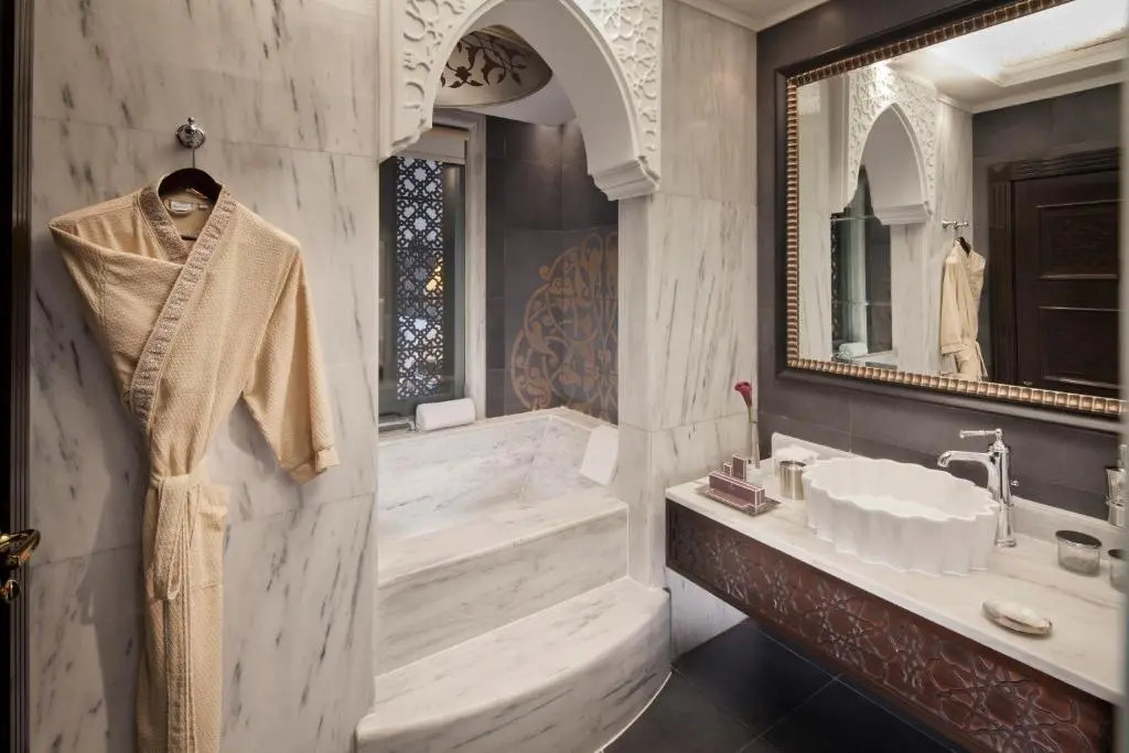 Отель Jumeirah Zabeel Saray Dubai