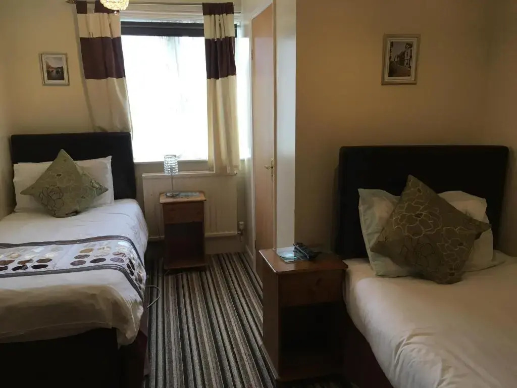 Four Seasons Guest House