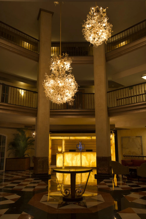 Healthouse Apartments