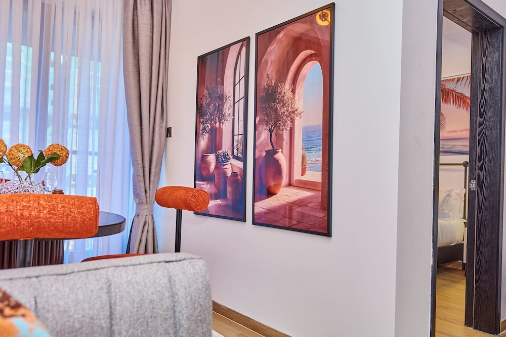 Makao By Edmor Suites