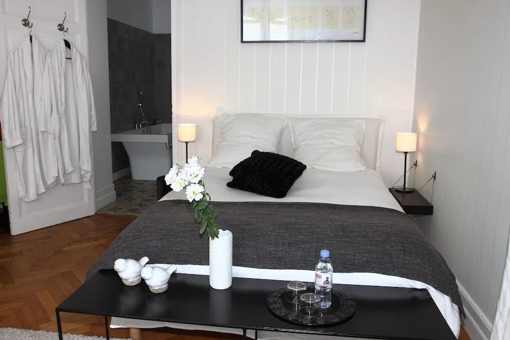 Les Matins Bleus B&B