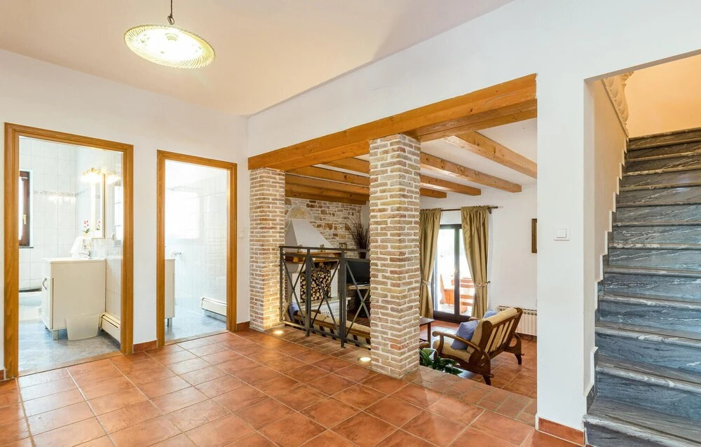 Awesome Home in Pula With Wifi and 4 Bedrooms