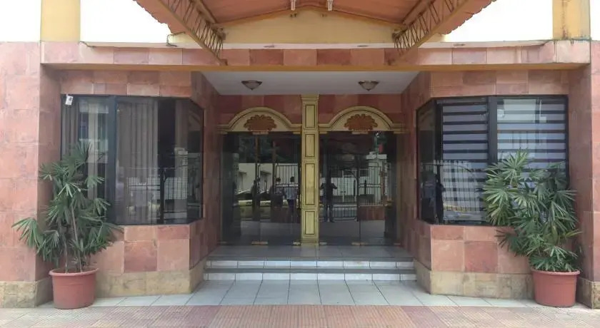 Hotel Maximo