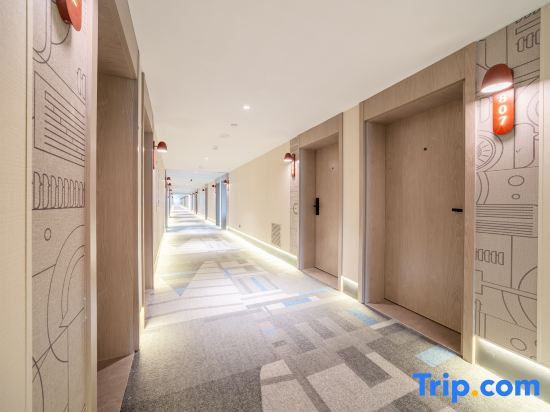 Homeinn Selected Hotel (Taiyuan Liu Xiang Bell Tower Street Scenic Area)
