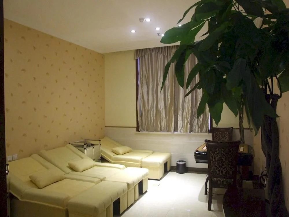 City Home Hotel