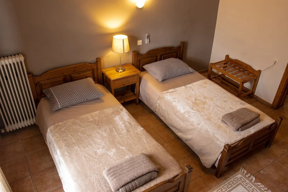 Hotel Defkalion