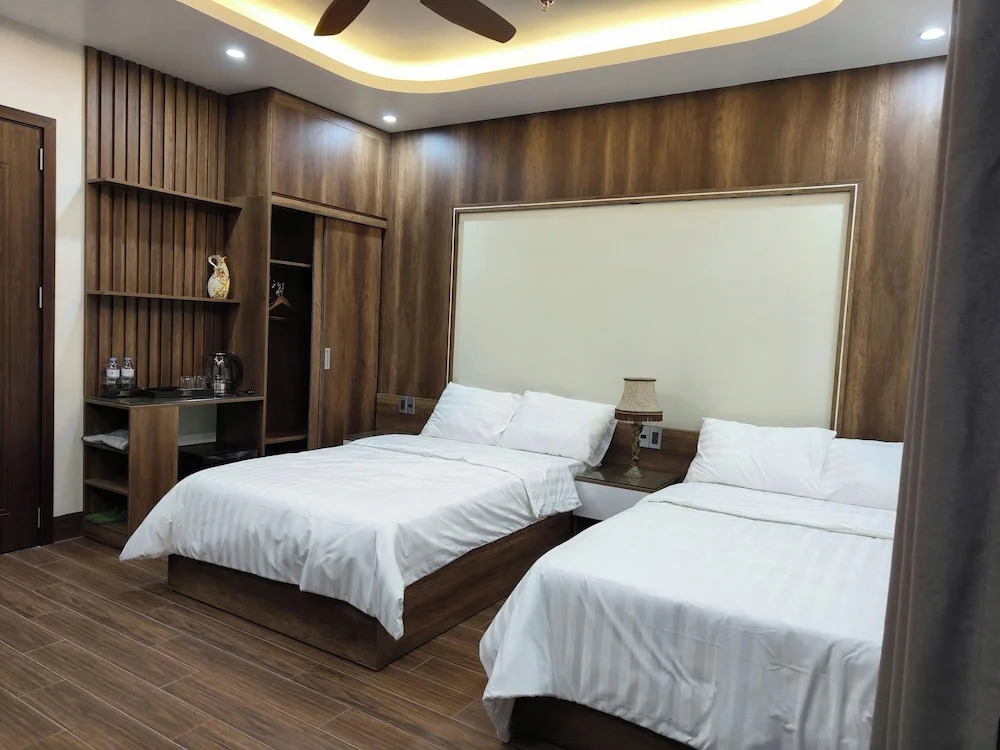 Green Family Hotel