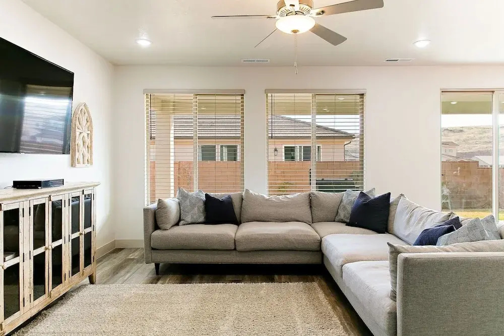 The St George Poolside Retreat by RedAwning