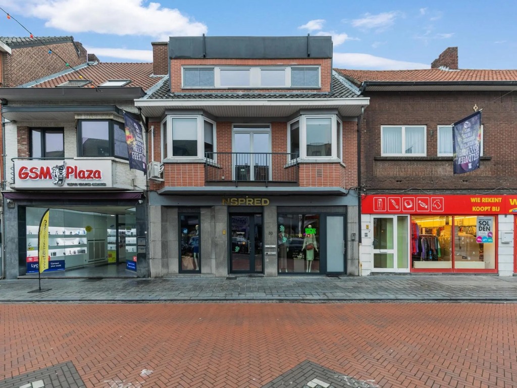 Duplex Apartment in the shopping street of Maasmechelen