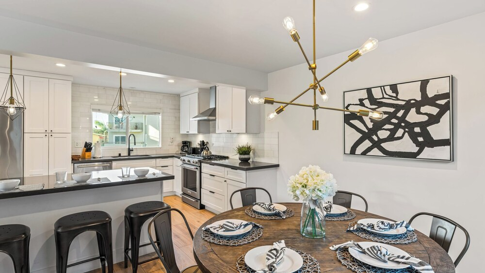 Steps to Beach, Hot Tub + Private Patio 259 Trailhead Trestles 3 by Avantstay