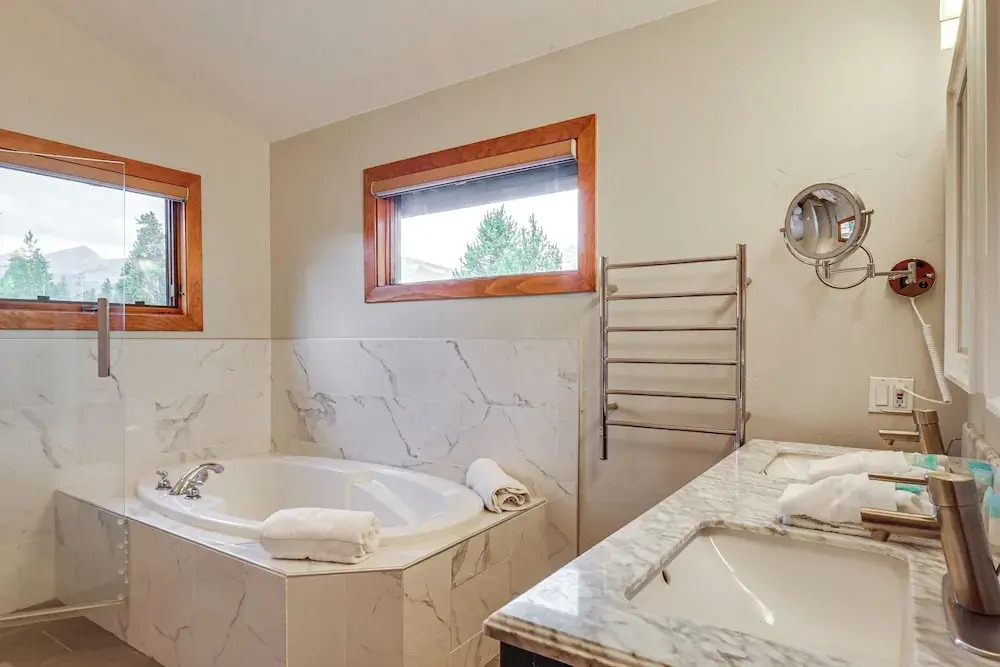 1 Mi to Ski: Breckenridge Home w/ View & Hot Tub