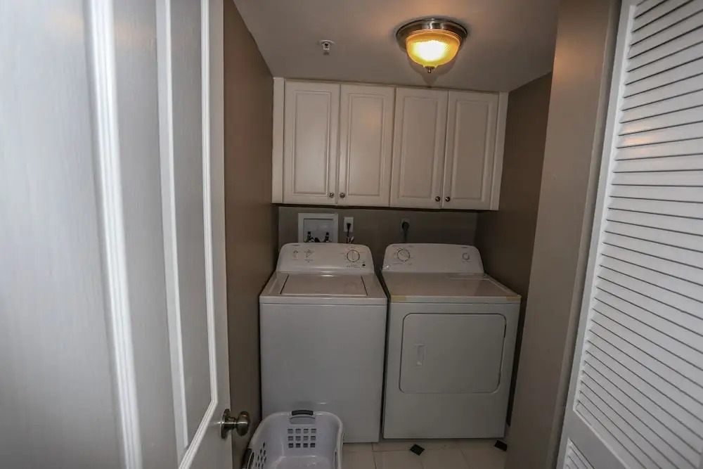 Ocean Harbor 1505B