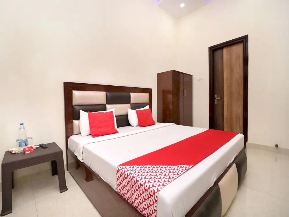 Dhunna Guest House By OYO Rooms