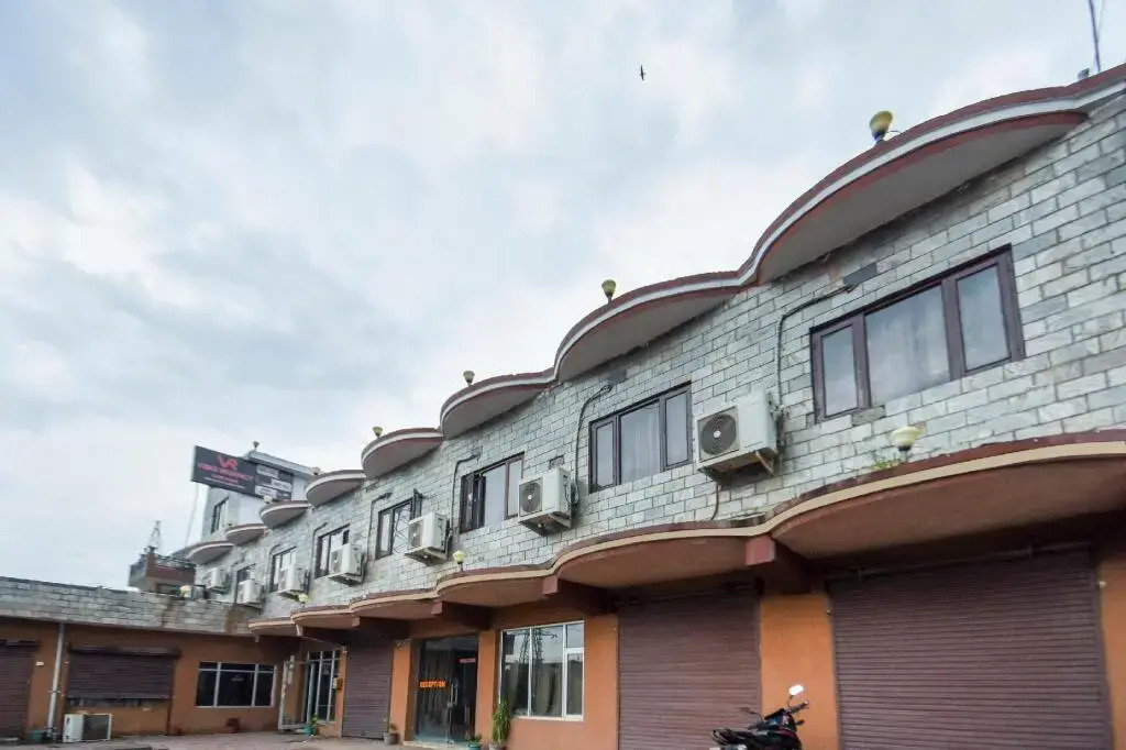 Vibes Hotel by OYO Rooms