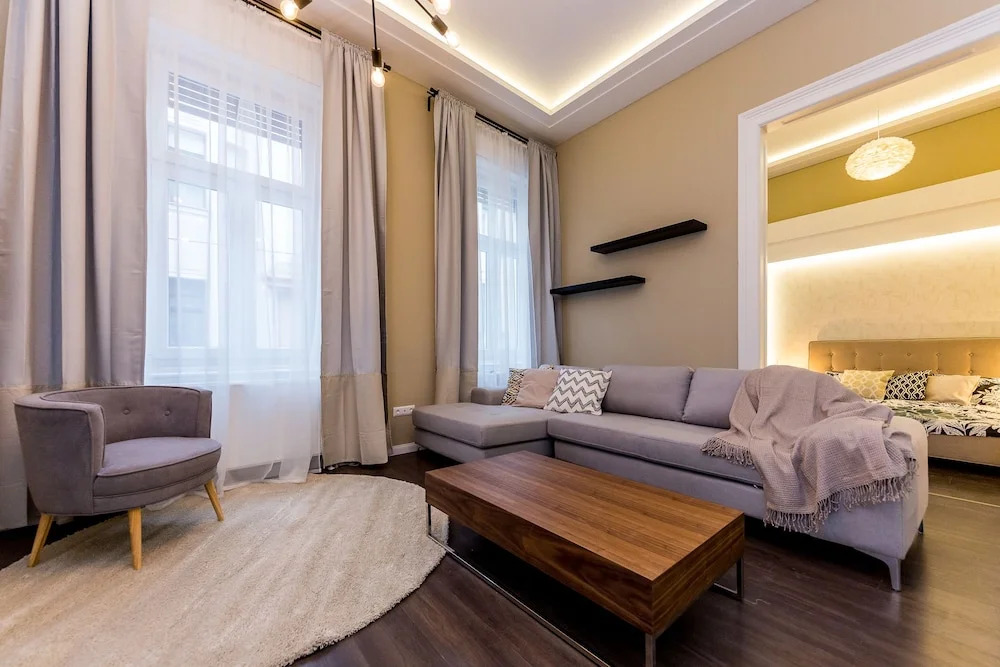 Dfive Apartments - Gold