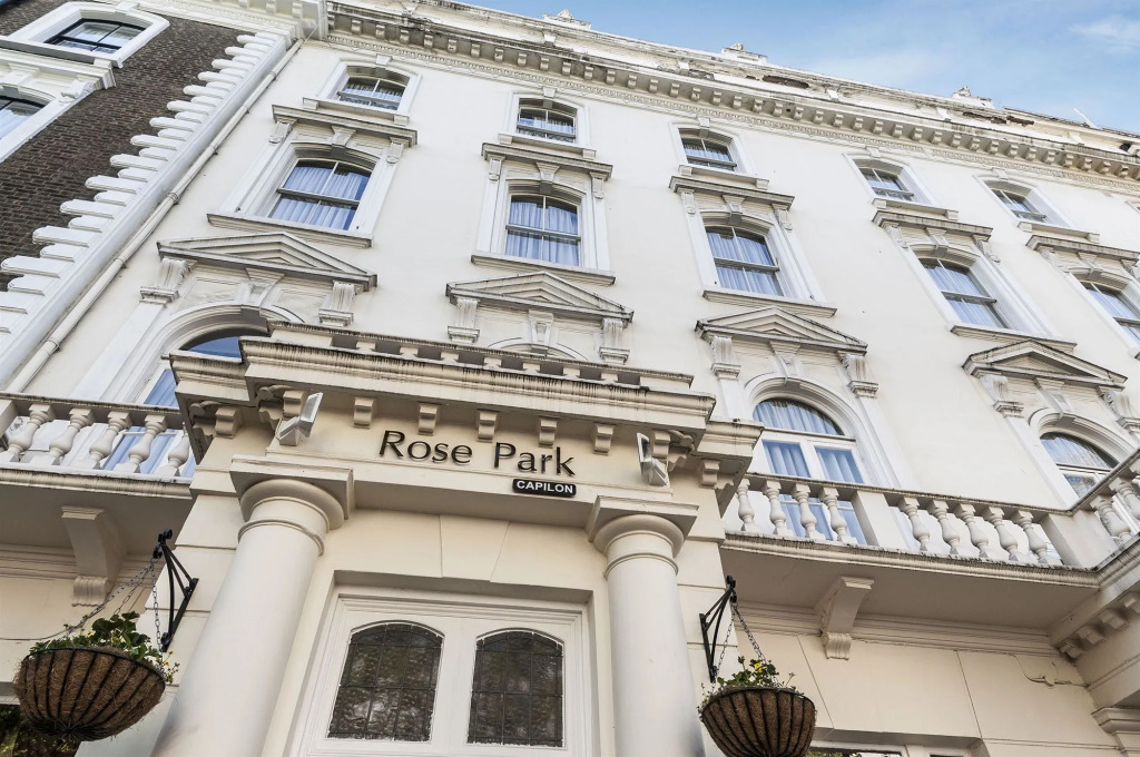 Rose Park Hotel