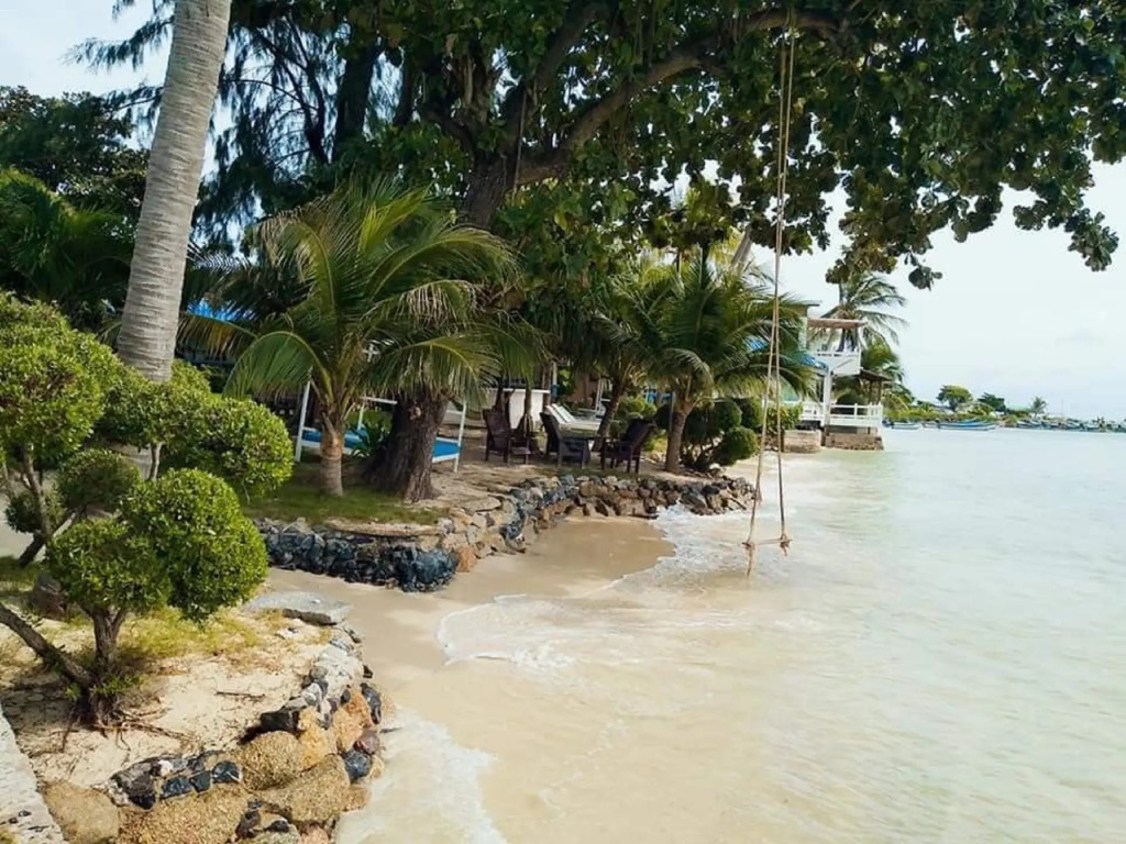 Sunset Beach Villas