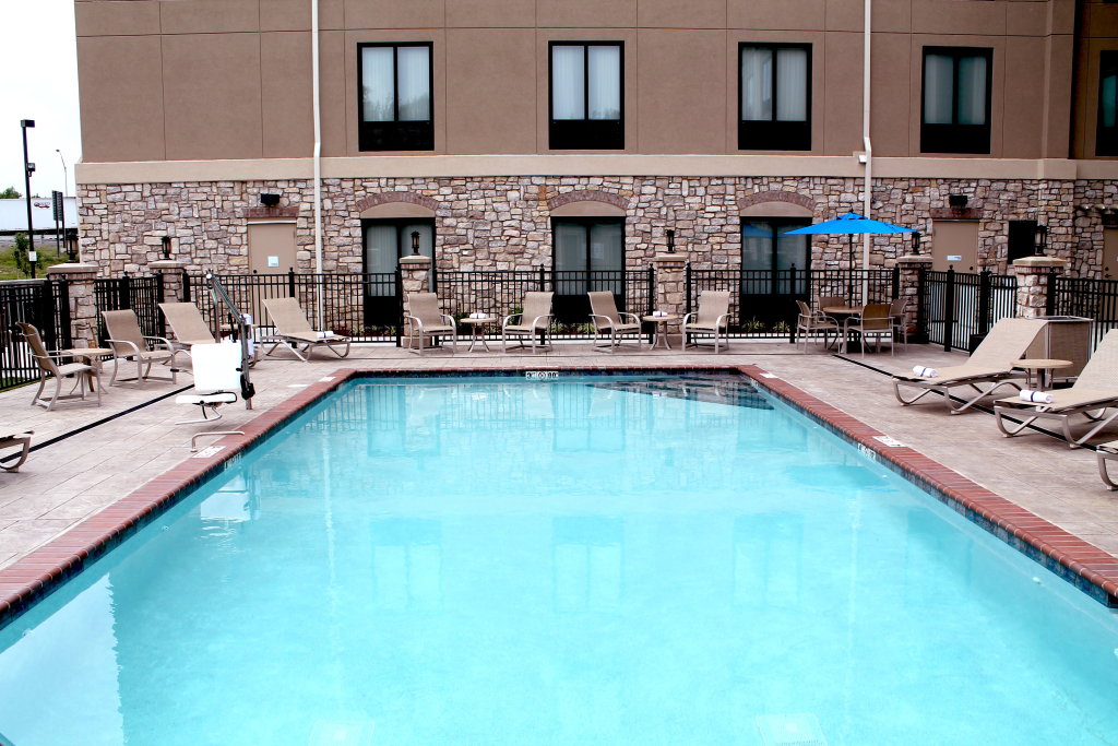Holiday Inn Express & Suites Paducah West by IHG