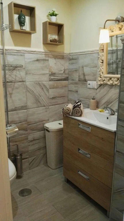 Studio in Sevilla, With Wonderful City View, Terrace and Wifi
