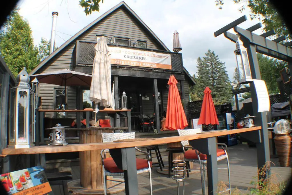 Le petit Manoir Spa et Vue sur rivière St Maurice