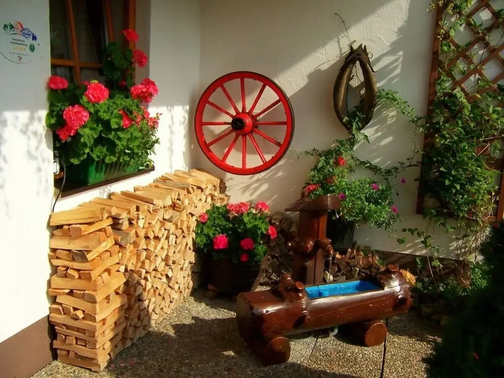 Kreuzwiesen Comfortable Holiday Residence