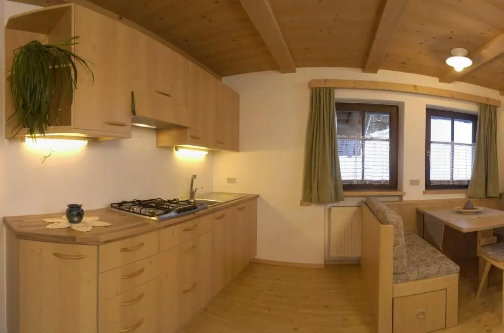 Agriturismo Apartments Tuene