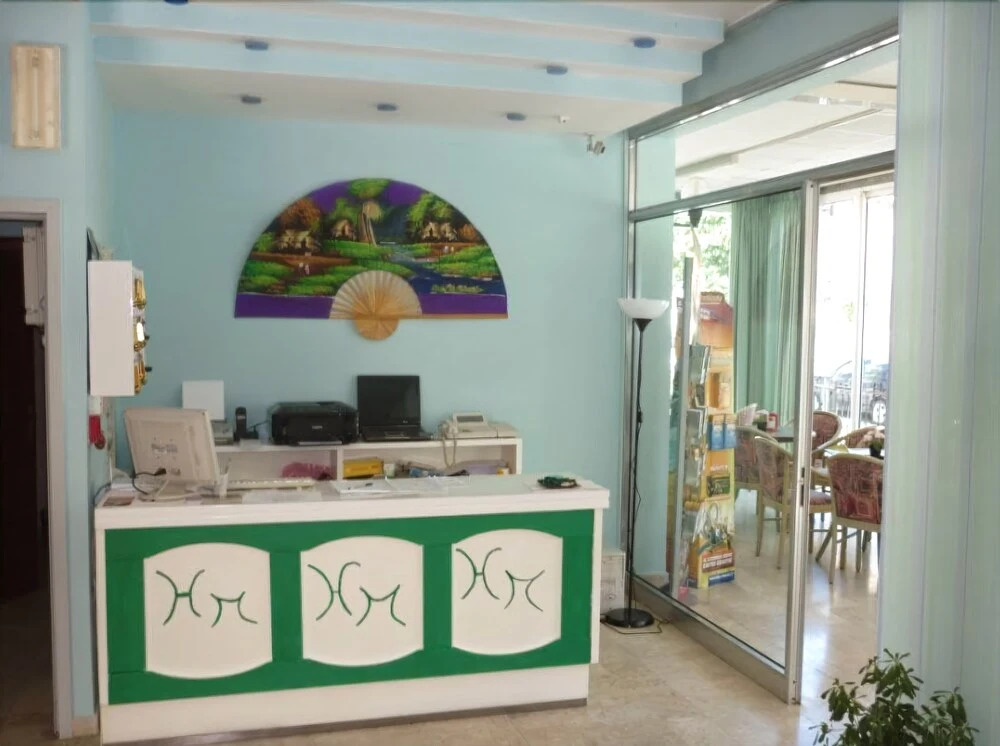 Hotel Maena