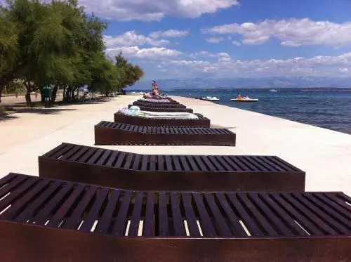 Apartments Elena Green Island Escape