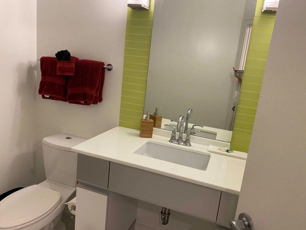 Great Value 2Br Apt In Awesome Location!