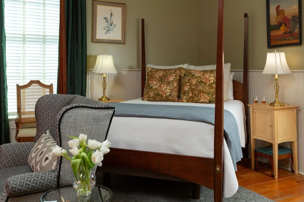 Inn at Woodhaven-In the Heart of the Bourbon Trail-Over 12 Distilleries Nearby