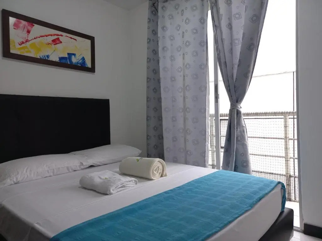 aparta hotel turístico a 2 km parque del café montenegro quindio