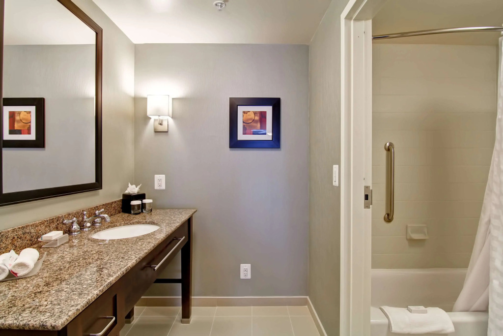 Homewood Suites by Hilton Woodbridge